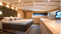OVERSIDE II - Master Cabin